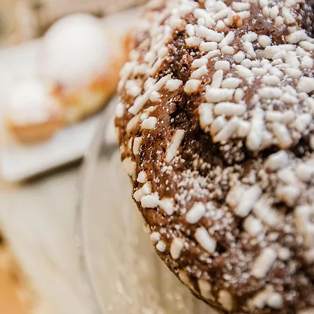 Vico Milano 18 Bed and Breakfast