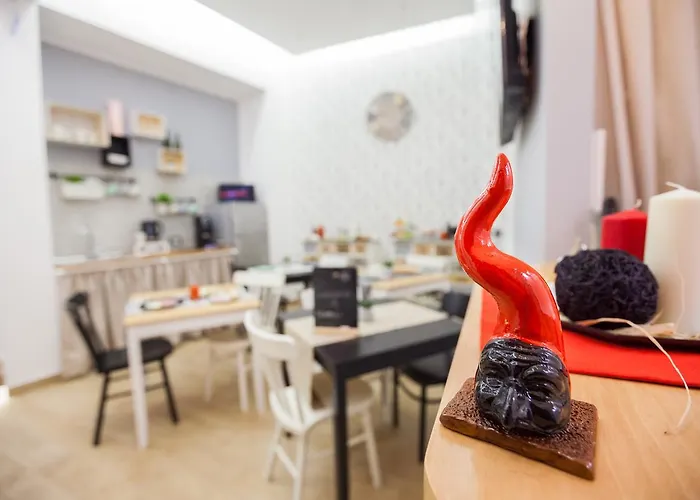 فندق مبيت وإفطار Vico Milano 18 نابولي